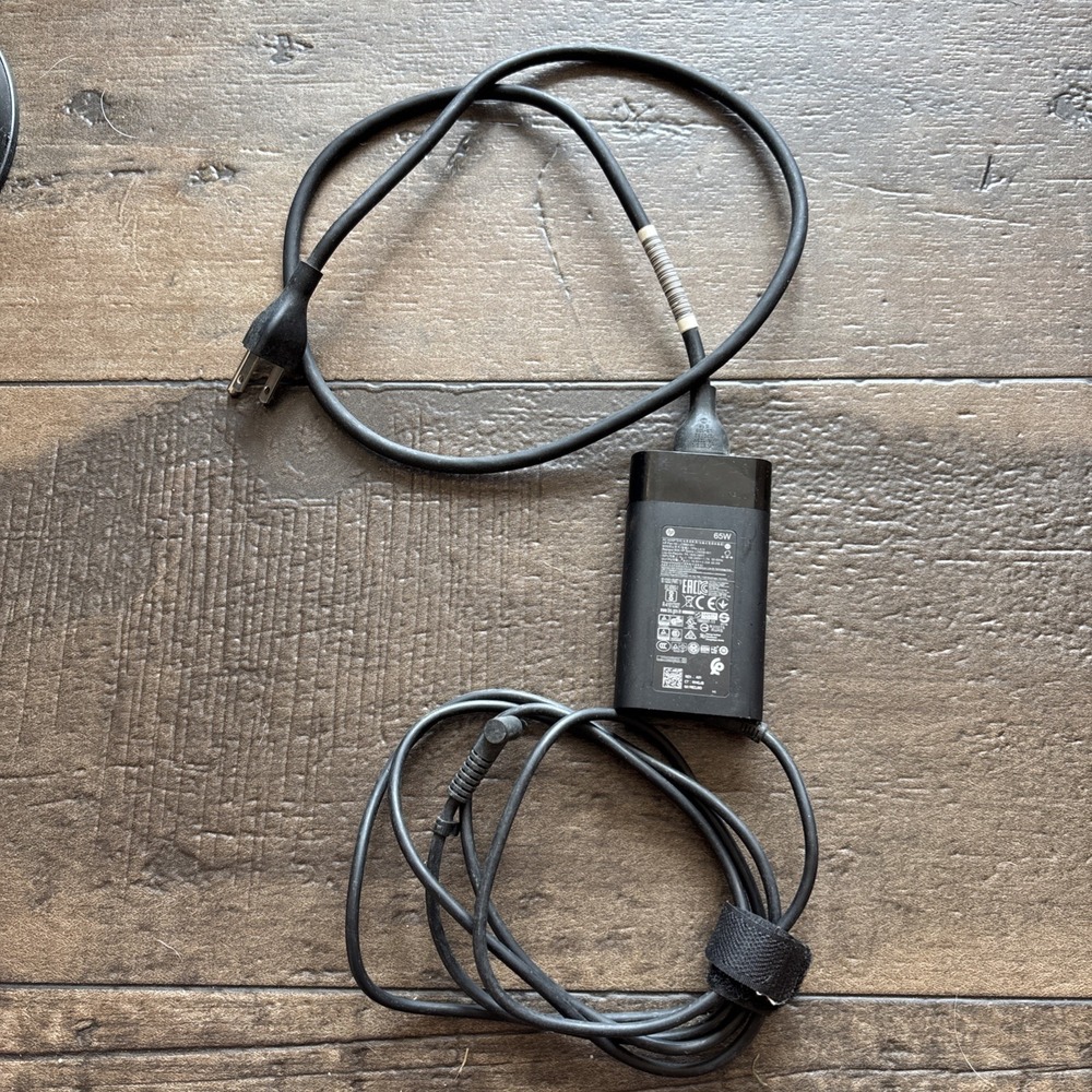 Genuine HP 65W Laptop AC Adapter Power Supply L23960-003 L24008-001 Blue Tip
